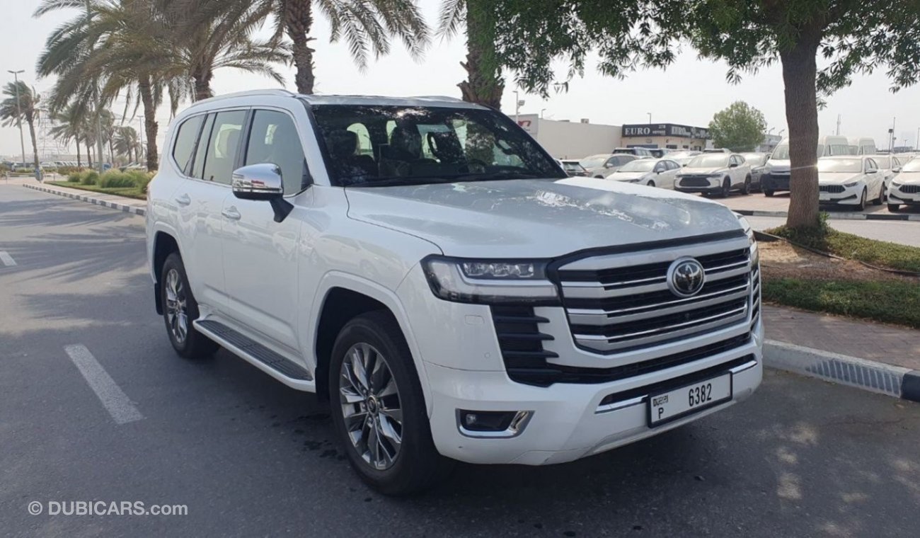 Toyota Land Cruiser GCC AL FUTTAIM VXR LEFT HAND