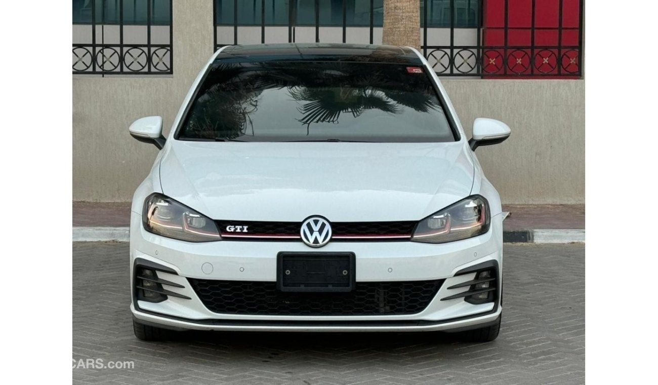 Volkswagen Golf GTI P1