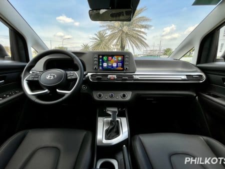 Hyundai Stargazer interior - Cockpit