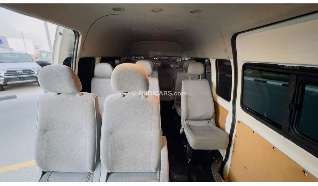 Toyota Hiace PREMIUM CONDITION | 3.0L DIESEL ENGINE | 2019 | RHD | 2WD | AIR CONDITIONER