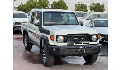 تويوتا لاند كروزر بيك آب TOYOTA LAND CRUISER 79 DOUBLE CAB PIKCUP LX-Z V6 4.0L PETROL 4WD