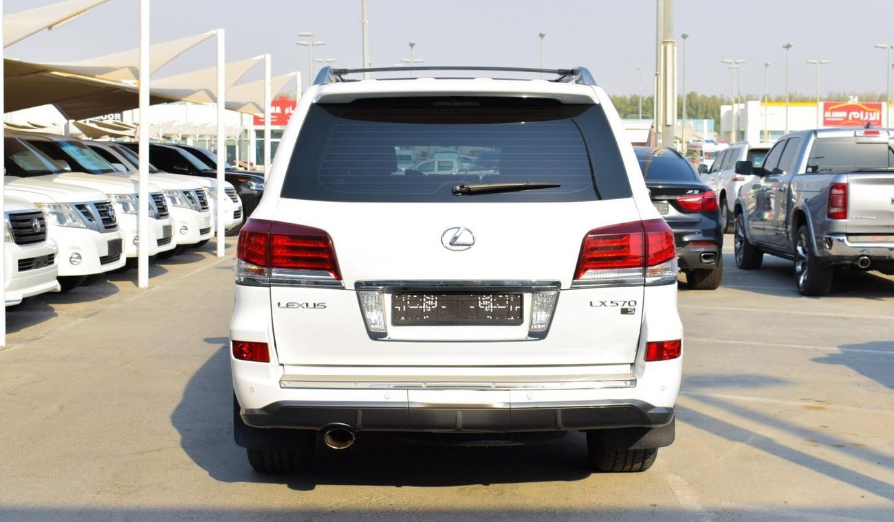 Lexus LX570 S