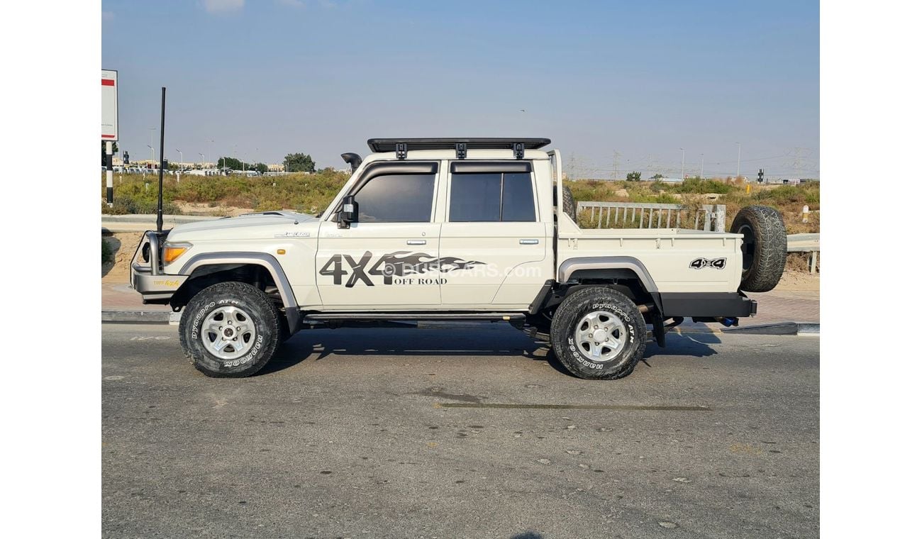 Toyota Land Cruiser Pick Up Double cabin