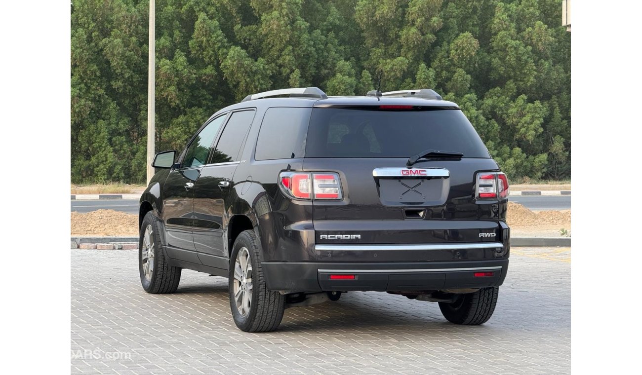 GMC Acadia SLT GMC ACADIA 2016 MODEL GCC