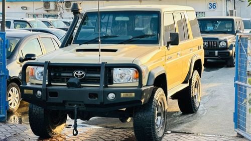 Toyota Land Cruiser Hard Top