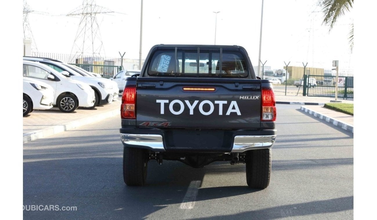 تويوتا هيلوكس Toyota hilux mid option A/T 2.4 DIESEL MY2023 V4 FOR EXPORT ONLY