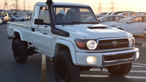 Toyota Land Cruiser Pick Up 2 door