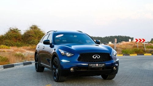 Infiniti QX70 Excellence Infiniti QX70 S 2017 GCC in excellent condition, inside and out