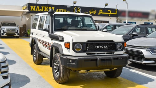 Toyota Land Cruiser Hard Top 4.0L V6 A/T