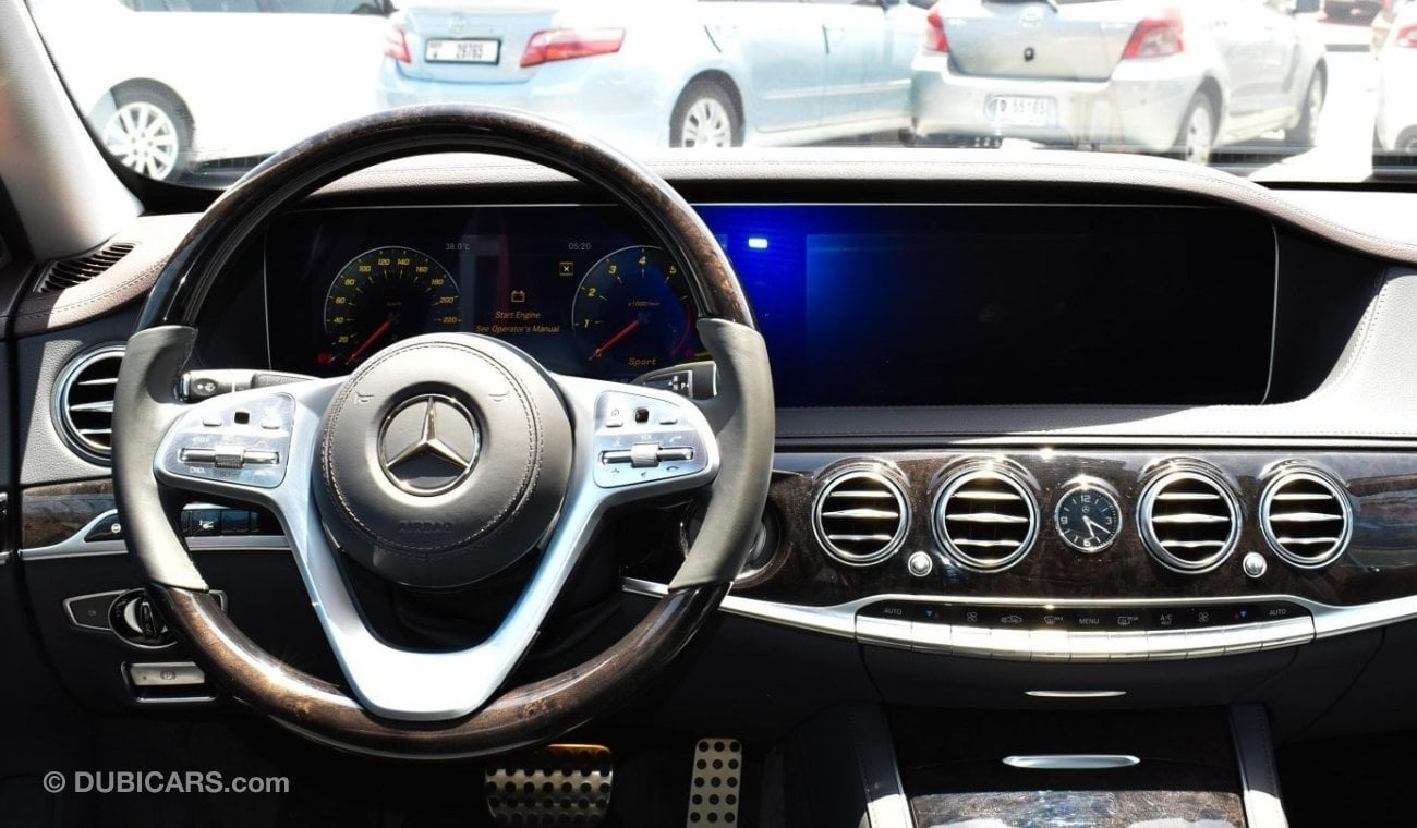 مرسيدس بنز S 560 S 560 Km 6,800 AMG FULL OPTION