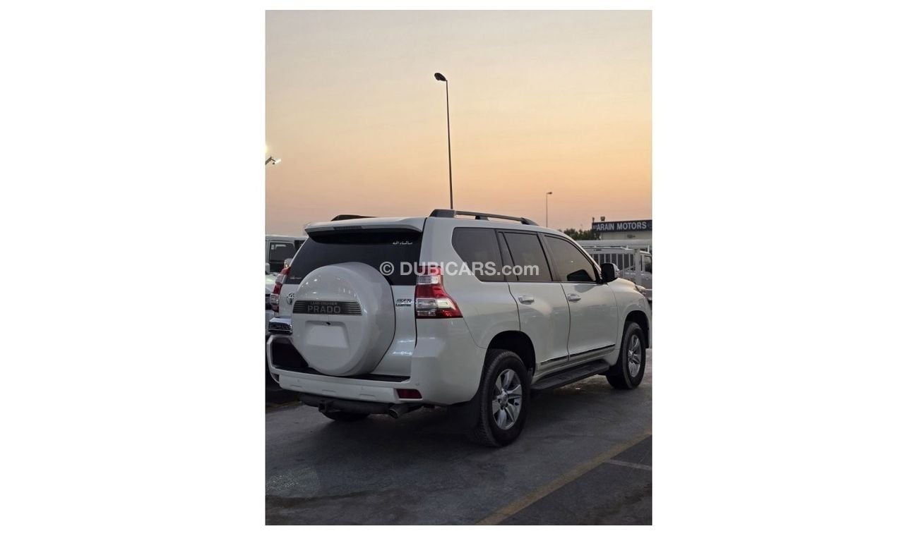 Toyota Prado 2015 Toyota Prado 4.L V6 GXR, Dealer Service record