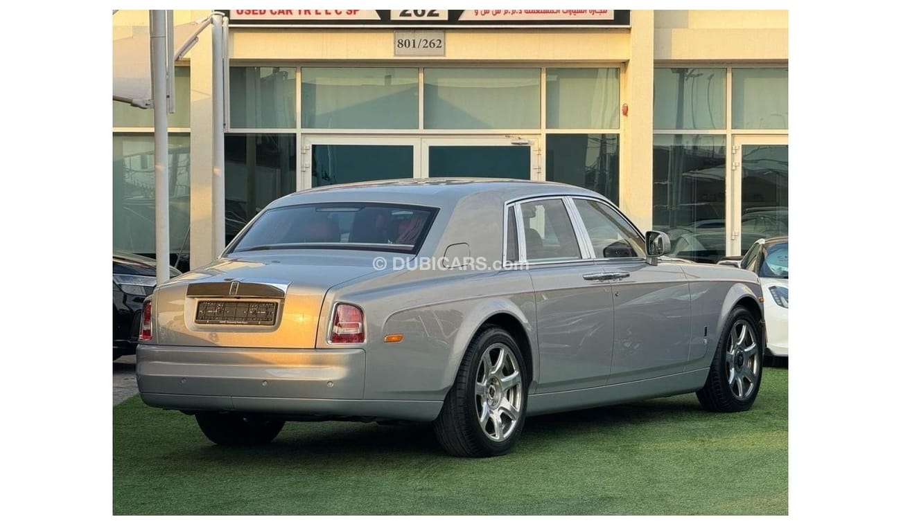 Rolls-Royce Phantom Rolls Royce PHANTOM GCC 2010 V12 TOP OPTION  Full agency service history  3 original keys + 3 button