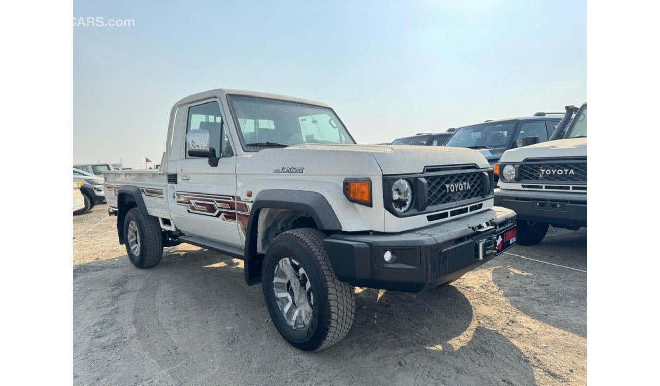 تويوتا لاند كروزر بيك آب 2024 TOYOTA LAND CRUISER GRJ79 4.0 V6 A/T FULL -**EXPORT ONLY**التصدير فقط خارج الخليج**