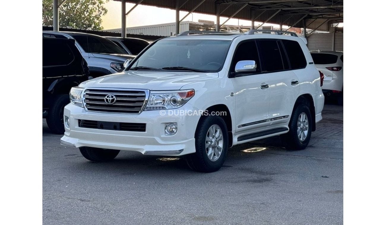 Toyota Land Cruiser GXR V8 خليجي