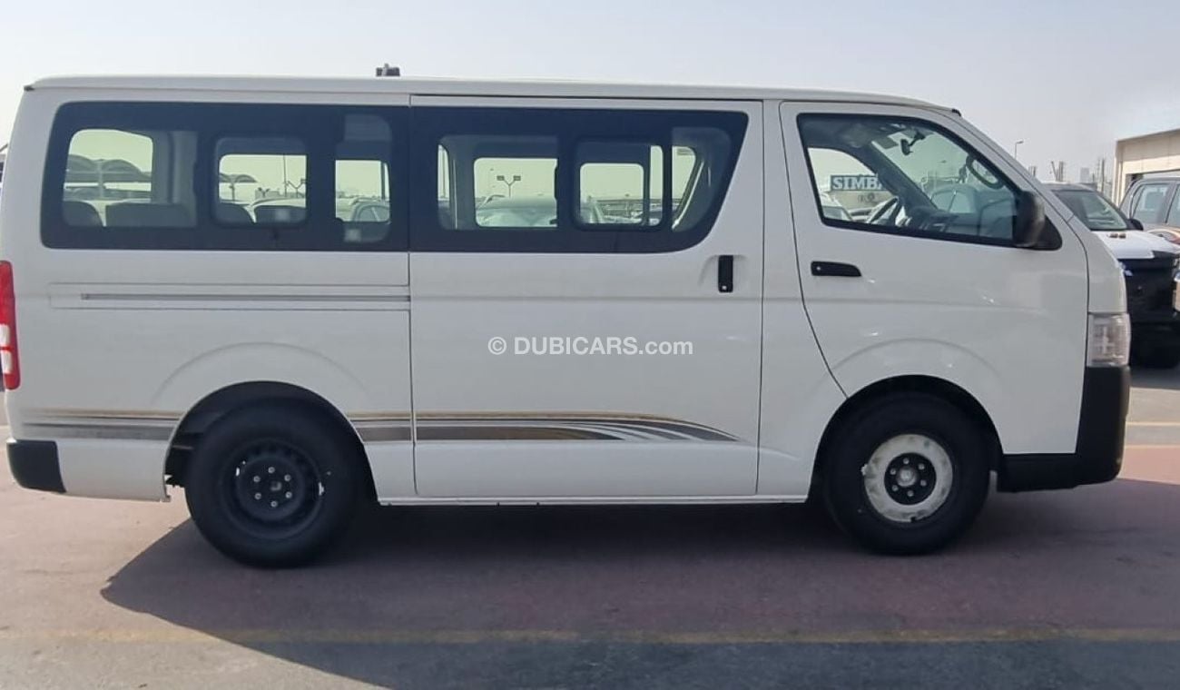 تويوتا هاياس TOYOTA HIACE VAN 2.5L DIESEL M/T STANDARD ROOF MY 2024