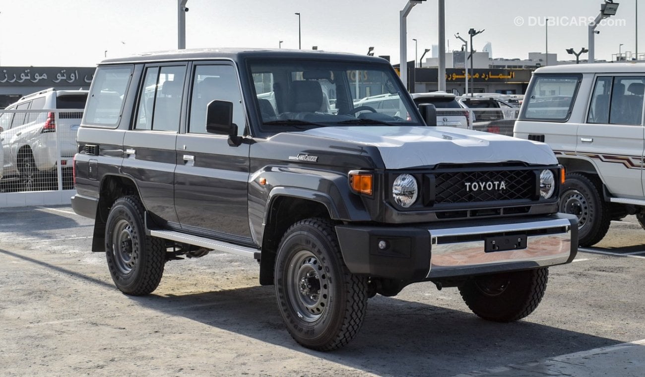 Toyota Land Cruiser Hard Top VX 4.0 L V6