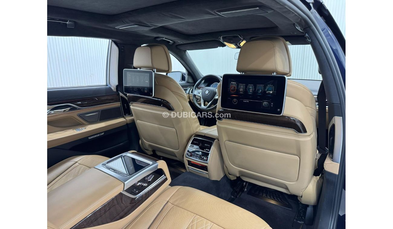 بي أم دبليو 740Li Executive 3.0L (322 HP) 2016 BMW 740Li Executive, Full BMW Service History, Fully Loaded, Very Low K