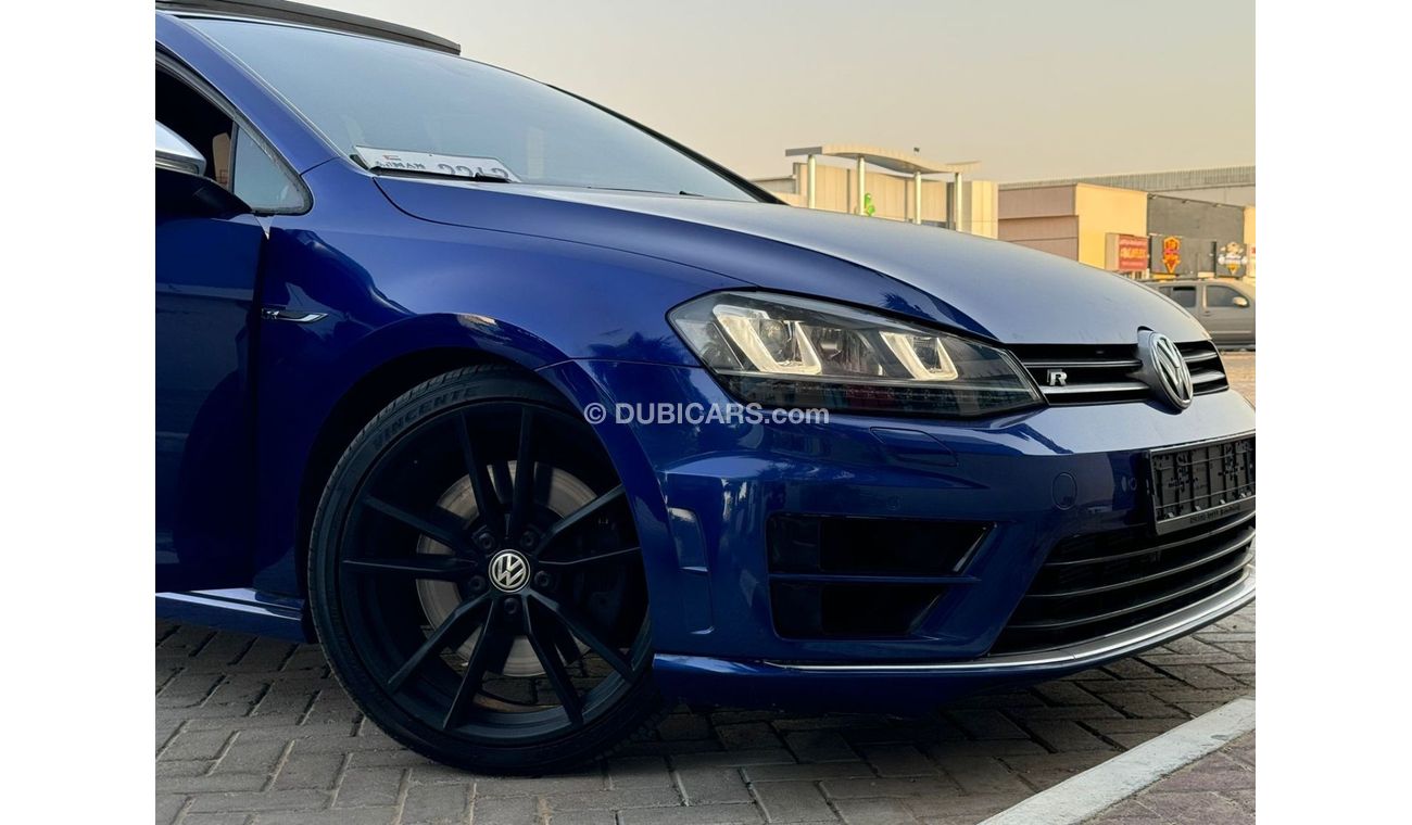 فولكس واجن جولف GTI