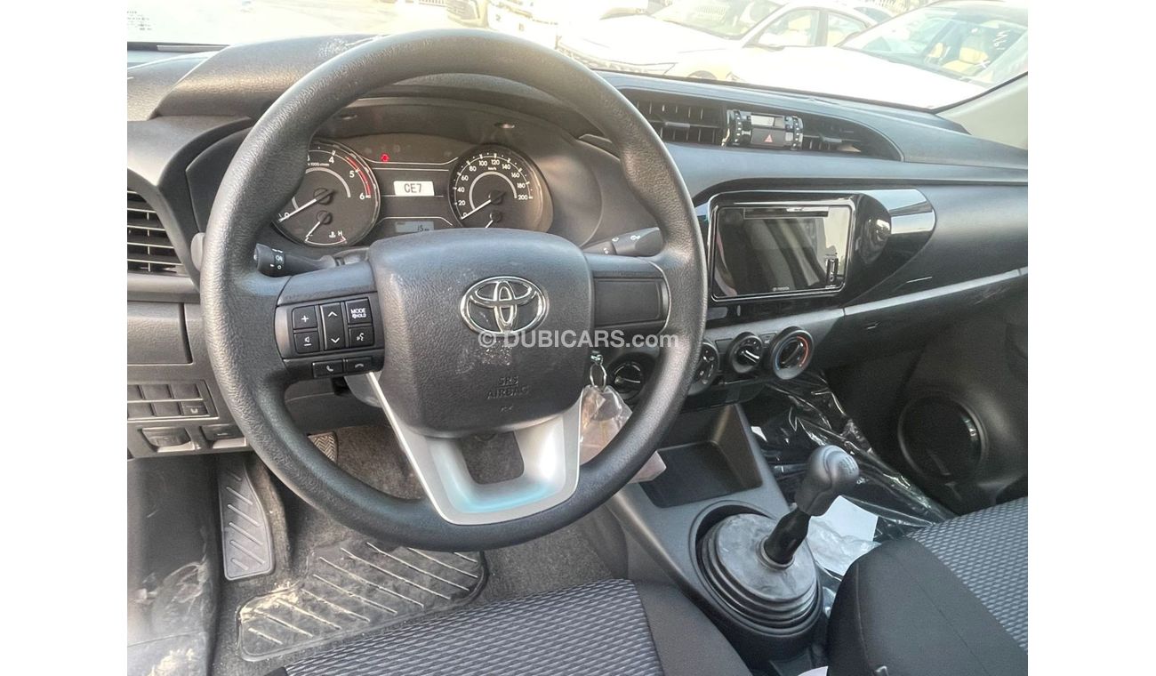 Toyota Hilux DLS 2.4L