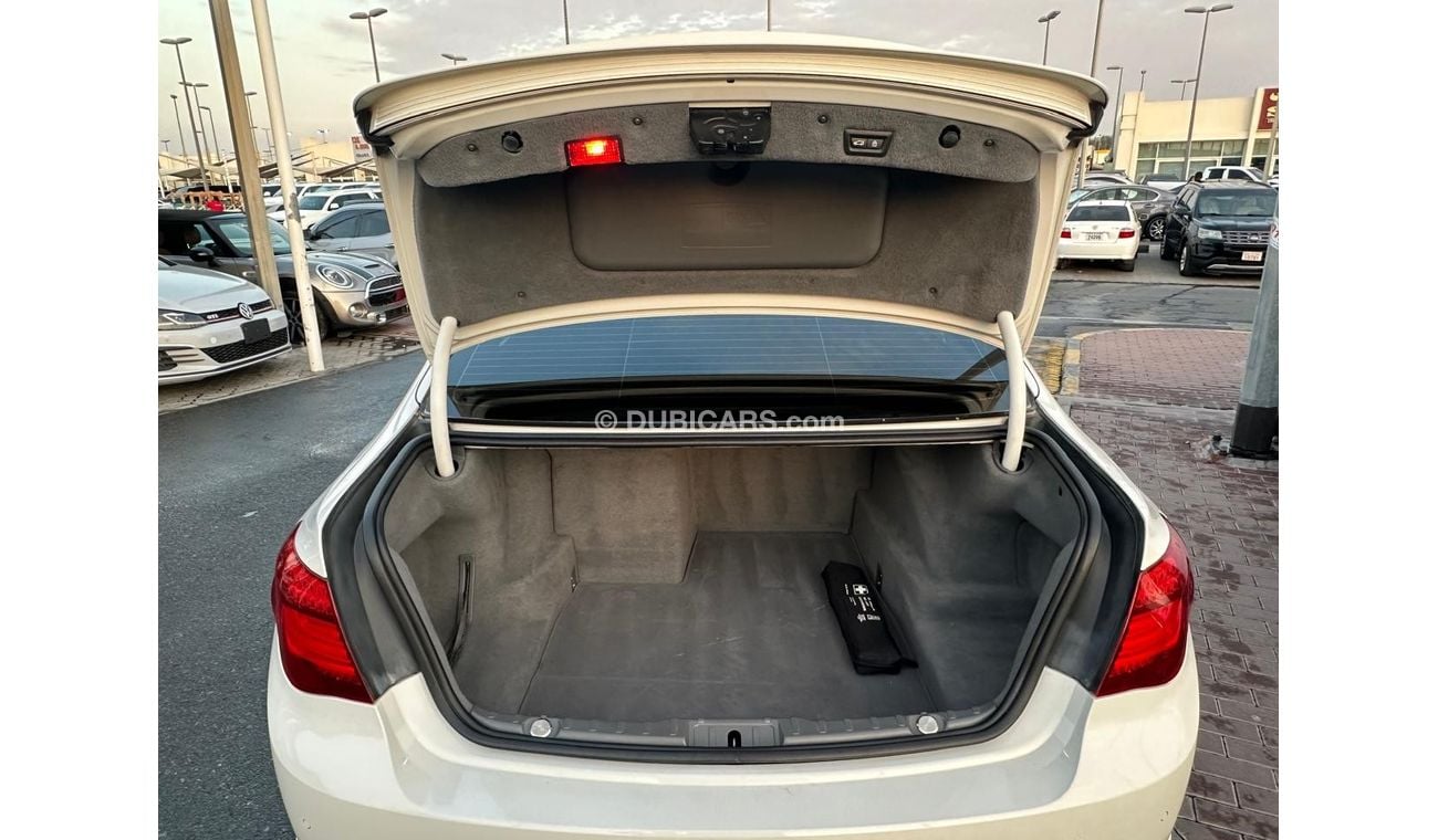 BMW 750Li BMW 750 Li_TWIN POWER TERBO _GCC_2015_Excellent Condition _Full option