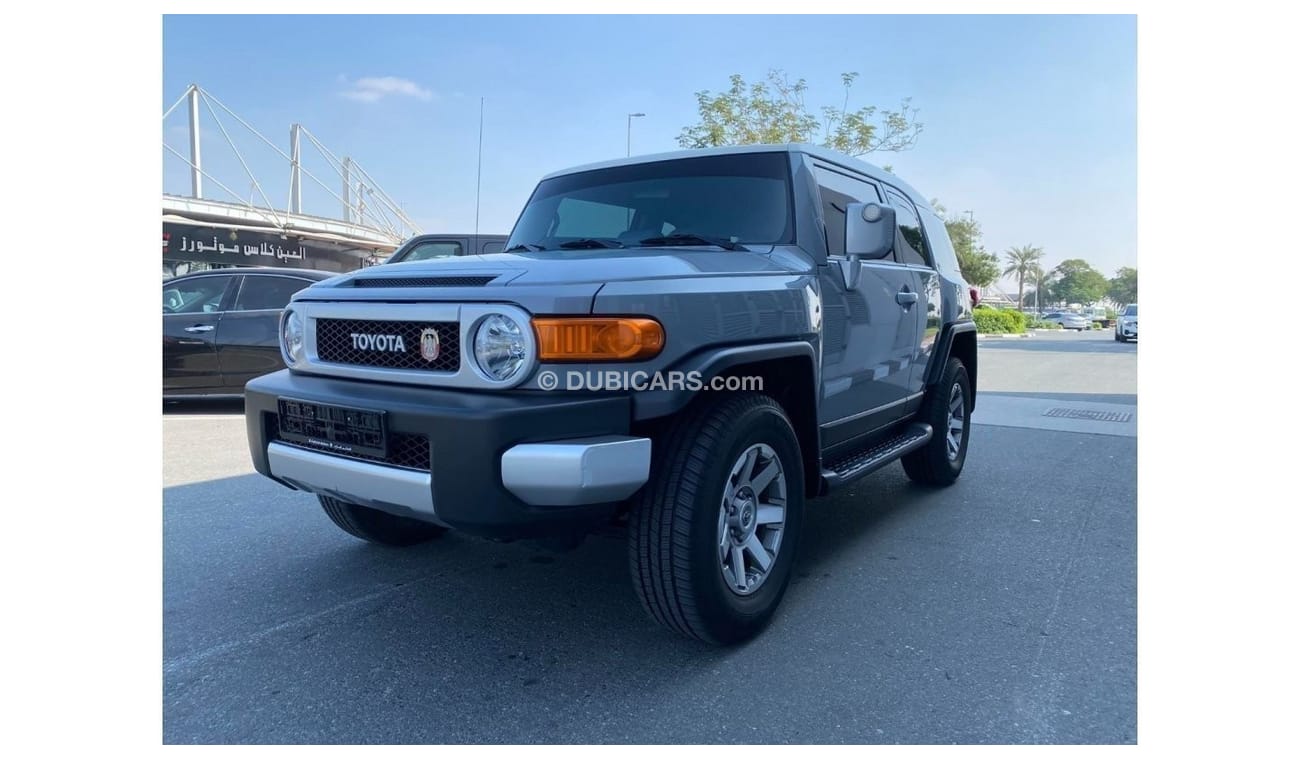 Toyota FJ Cruiser GXR GCC SPEC