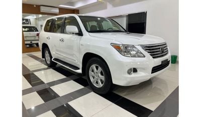 Lexus LX570 LEXUS 570 S GCC SPECIFICATIONS MODEL 2010 ONLY ONE OWNER FROM AGENCY WITHOUT PAINT