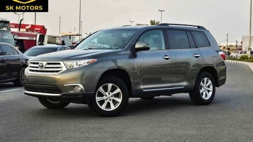 Toyota Highlander BASE/ V6 AWD/ ELECTRIC AND LEATHER SEATS/ DVD REAR CAMERA/ LOT# 50303