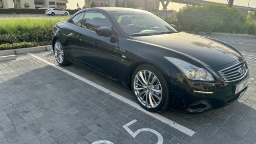 Infiniti Q60