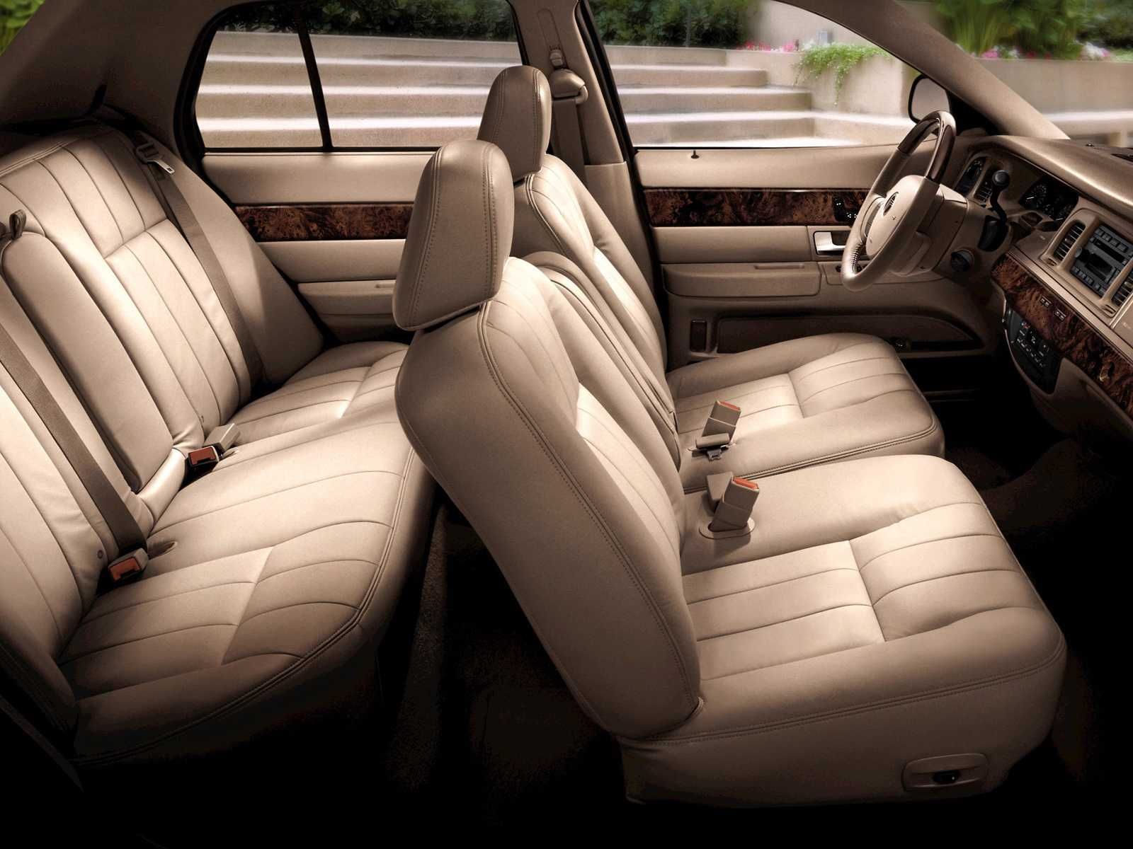 Mercury Grand Marquis interior - Seats