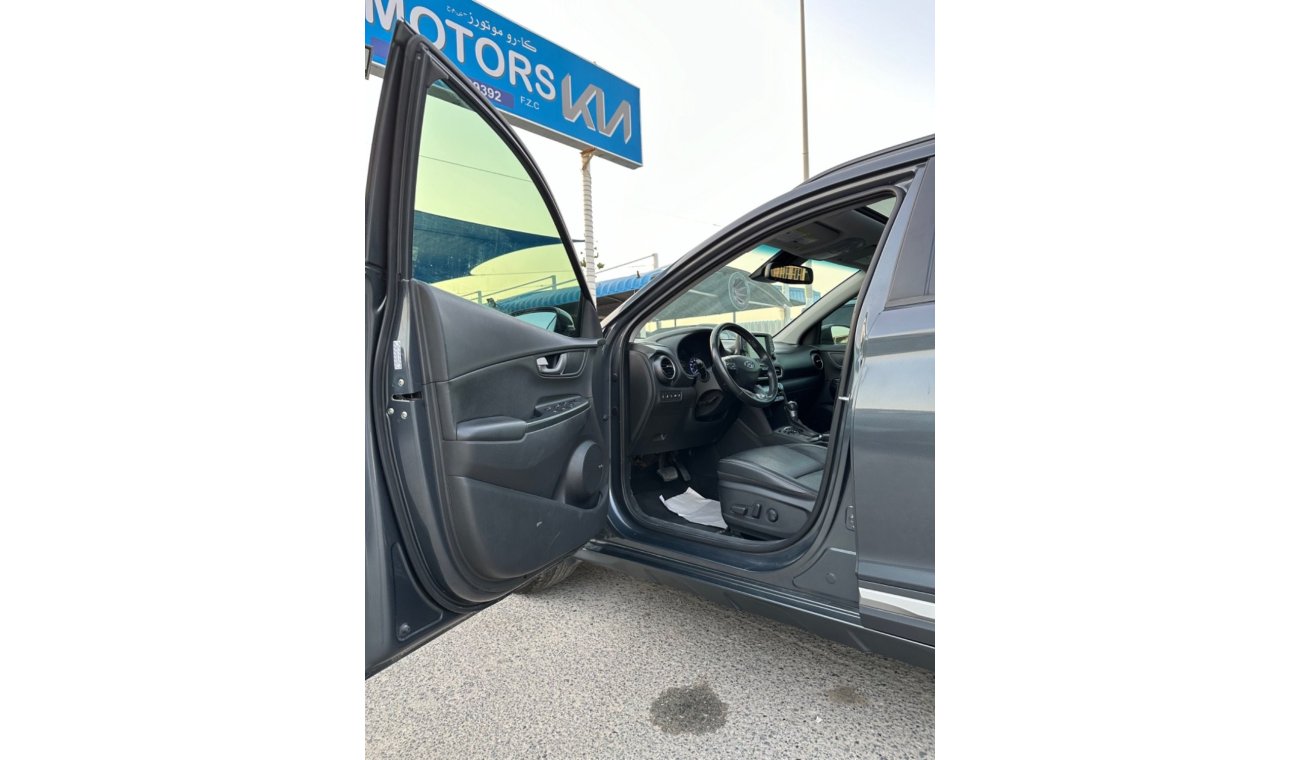 Hyundai Kona GLS Premium Sunroof Hyundai kona, 2021 with an engine capacity of 1.6 Turbo. In good condition, ther