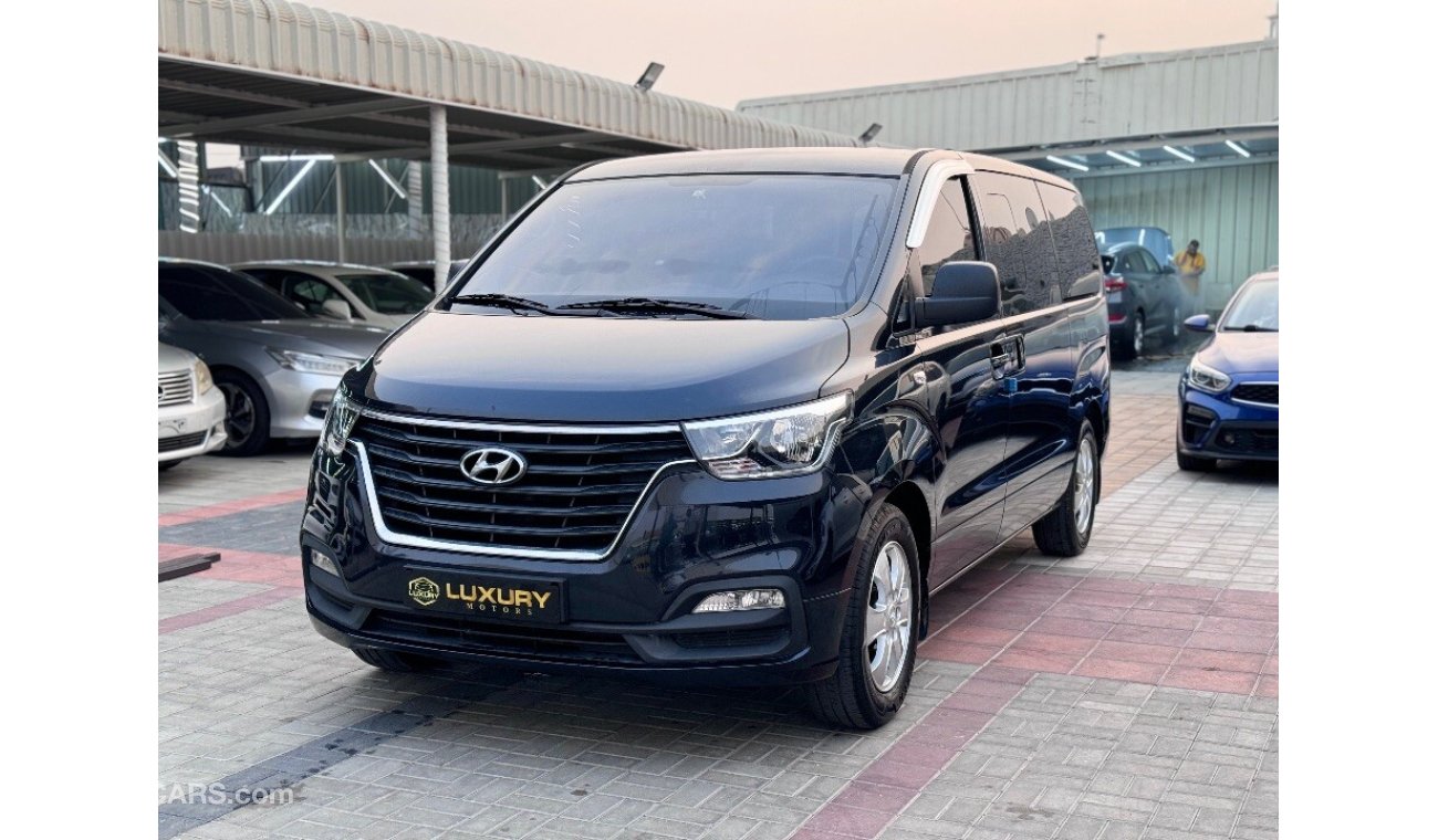 Hyundai H1 Starex