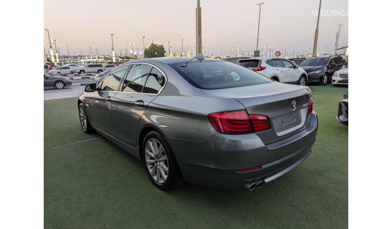 بي أم دبليو 523i BMW 523i 2012 Exclusive 2.5L - Automatic . Gasoline . Rear Wheel Drive . clean car without accident