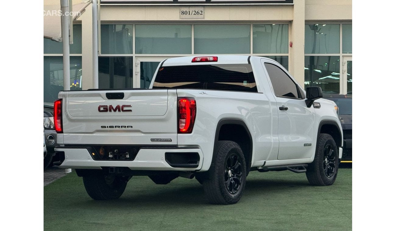 GMC Sierra GMC SIERRA ELEVATION GCC 2022 FULL OPTION ORIGINAL PAINT UNDER WARRANTY PERFECT CONDITION