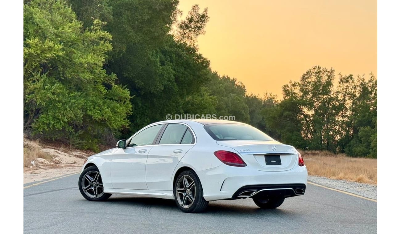 مرسيدس بنز C 300 Luxury 2.0L start froom 2100 AED