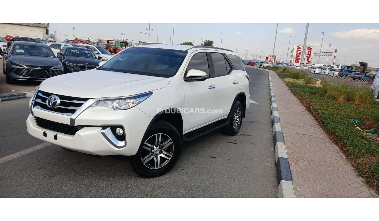 Toyota Fortuner Toyota Fortuner 2019Model petrol Transmission. Automatic Interior. Black 7 seater