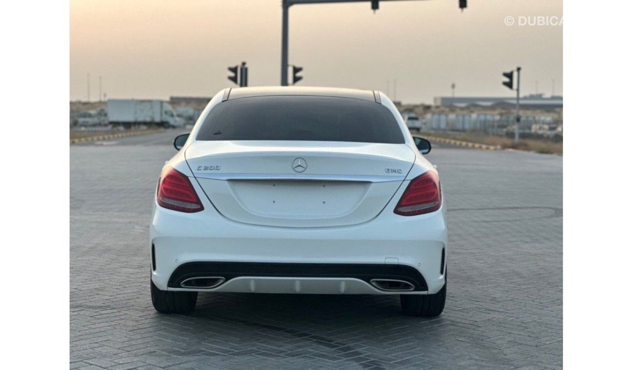 مرسيدس بنز C200 AMG باك موديل 2018 خليجي فل مواصفات بانوراما ومثبت سرعه وتحكم كهربي كامل ونظام صوت ممتاز وكاميرا خلف