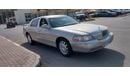 Lincoln Town Car veary clean car