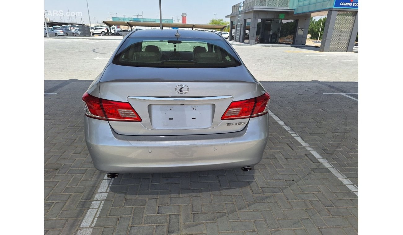 لكزس ES 350 Lexus Es 350 full option USA good condition no accident