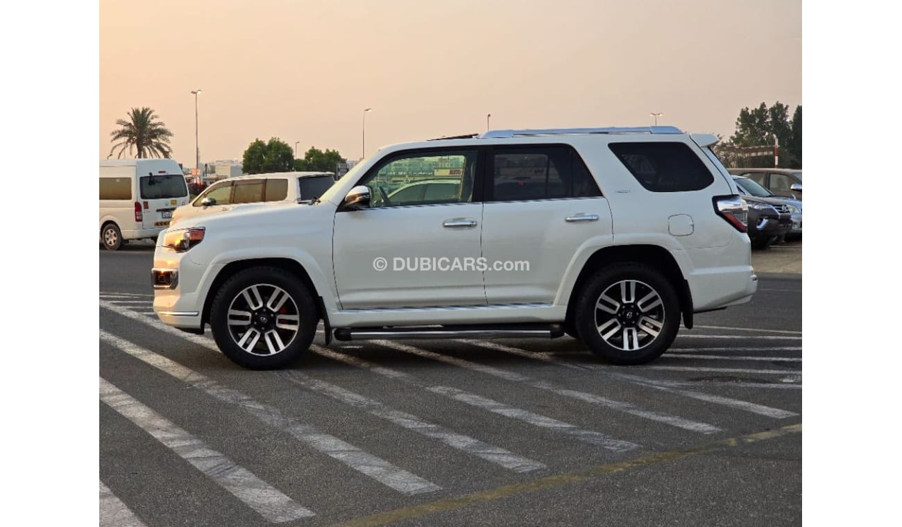 تويوتا Runner4 Limited Edition 4x4 , 7 seater , Sunroof and Push button