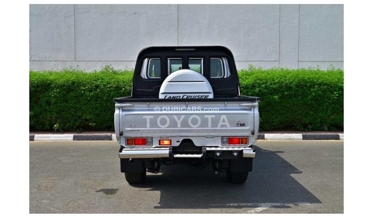 Toyota Land Cruiser Pick Up 79 Black Edition