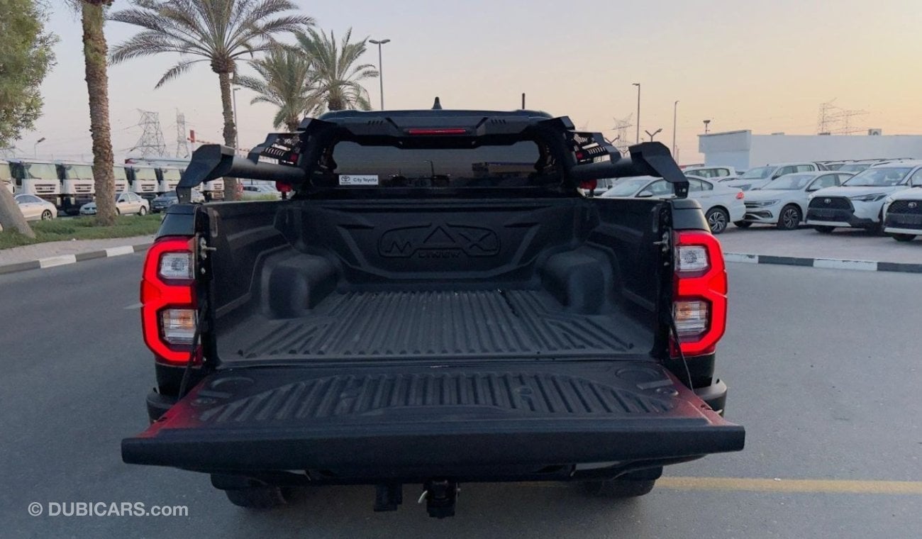 Toyota Hilux DOUBLE CABIN | PREMIUM BULL BAR WITH LED FOCUSED LIGHTS | 2.8L DIESEL | RHD | 2022