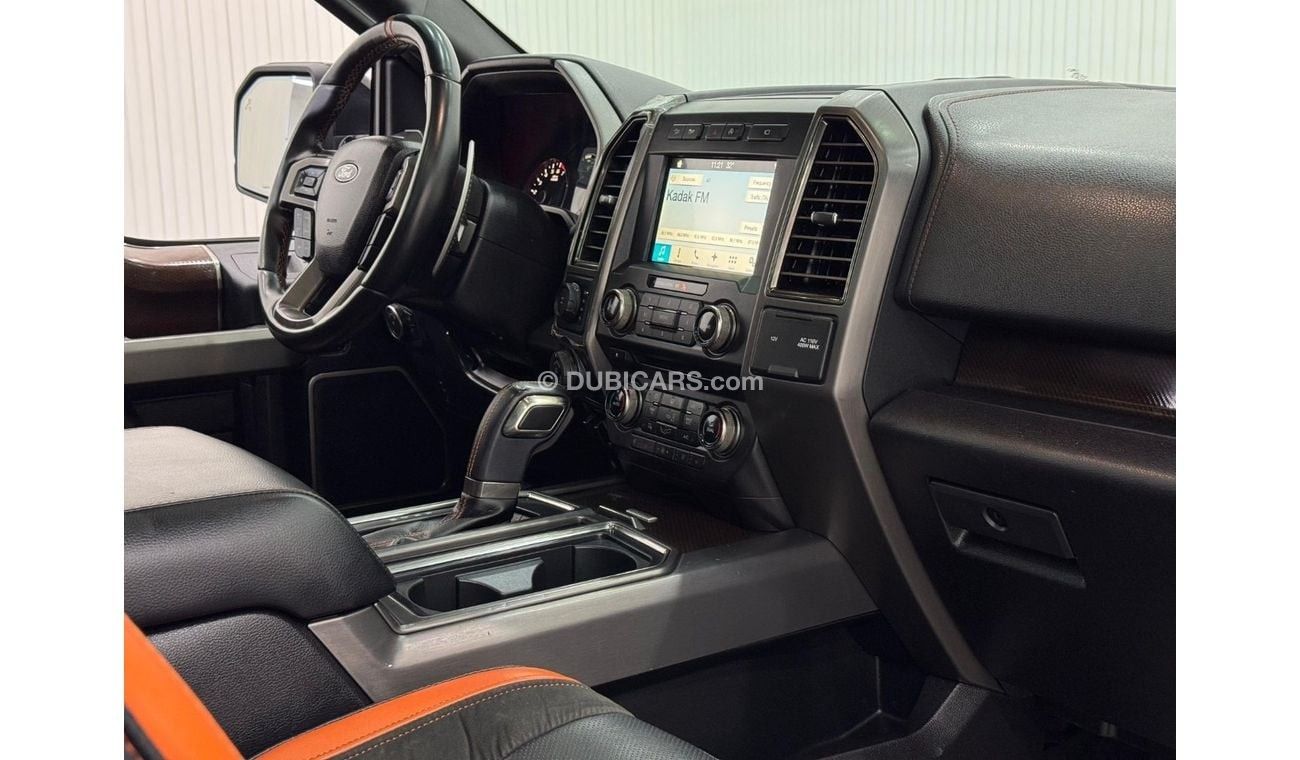 Ford F 150 Raptor 2017 Ford F-150 Raptor CREW CAB, Service History, Excellent Condition, GCC