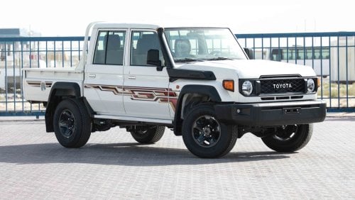 تويوتا لاند كروزر بيك آب 2024 تويوتا LC79 4X4 Double Cab 4.5 V8 - أبيض من الداخل بيج | للتصدير فقط