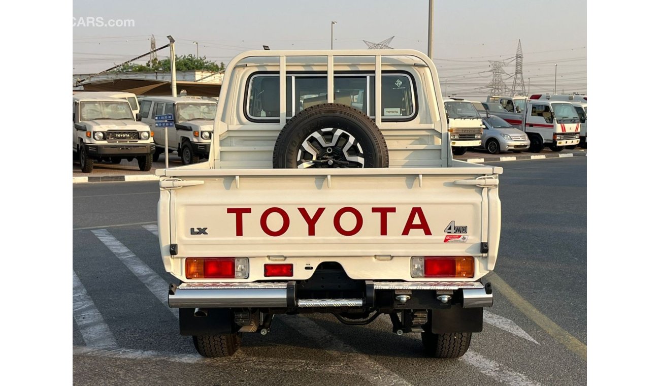 Toyota Land Cruiser Pick Up LC 79 DC 2.8L DSL AT FULL