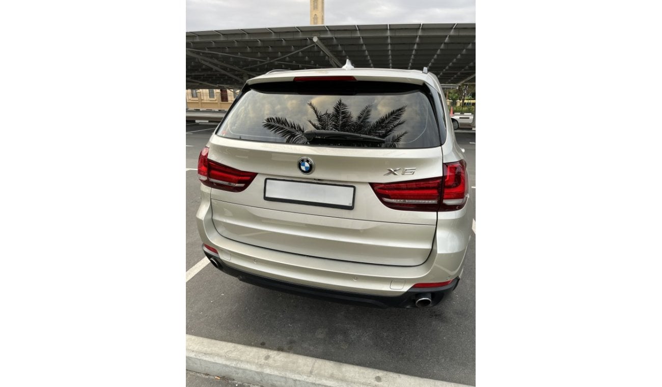 BMW X5 3,5 Xdrive // GCC 2015 ORGINAL PAINT // 2KEYS // FULL OPITION