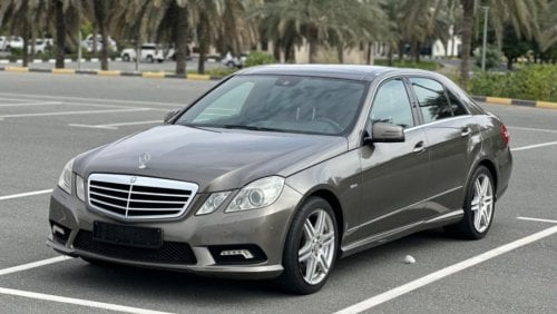 Mercedes-Benz E 250 MODEL 2010 GCC CAR PERFECT CONDITION FULL OPTION PANORAMIC ROOF LEATHER SEATS FULL ELECTRIC CONTROL