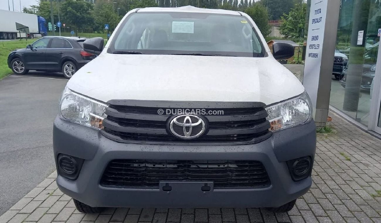 تويوتا هيلوكس hilux 3.0L diesel standard MY2023