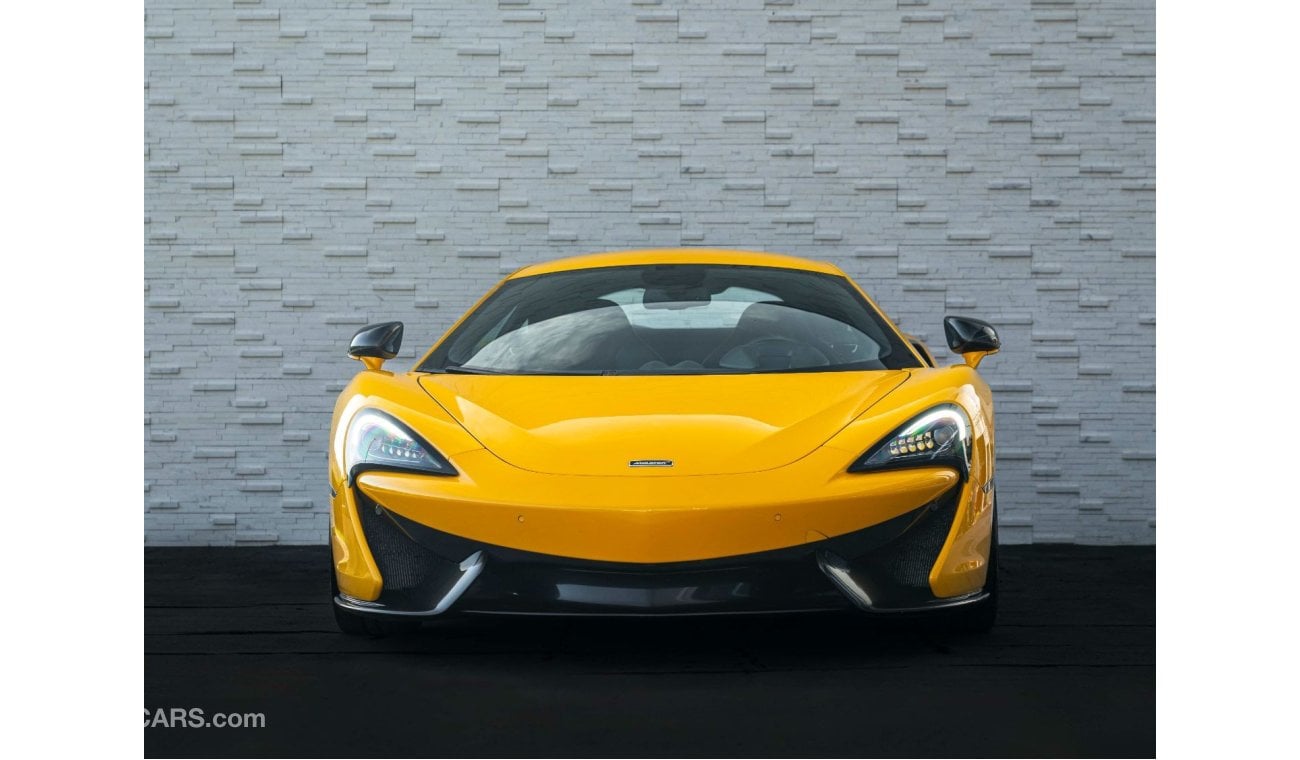 McLaren 570S AED 13,933 PM • 570 S CARBON PACKAGE • ONLY 52,000 KMS • FREE SERVICES UNTIL 02/2025