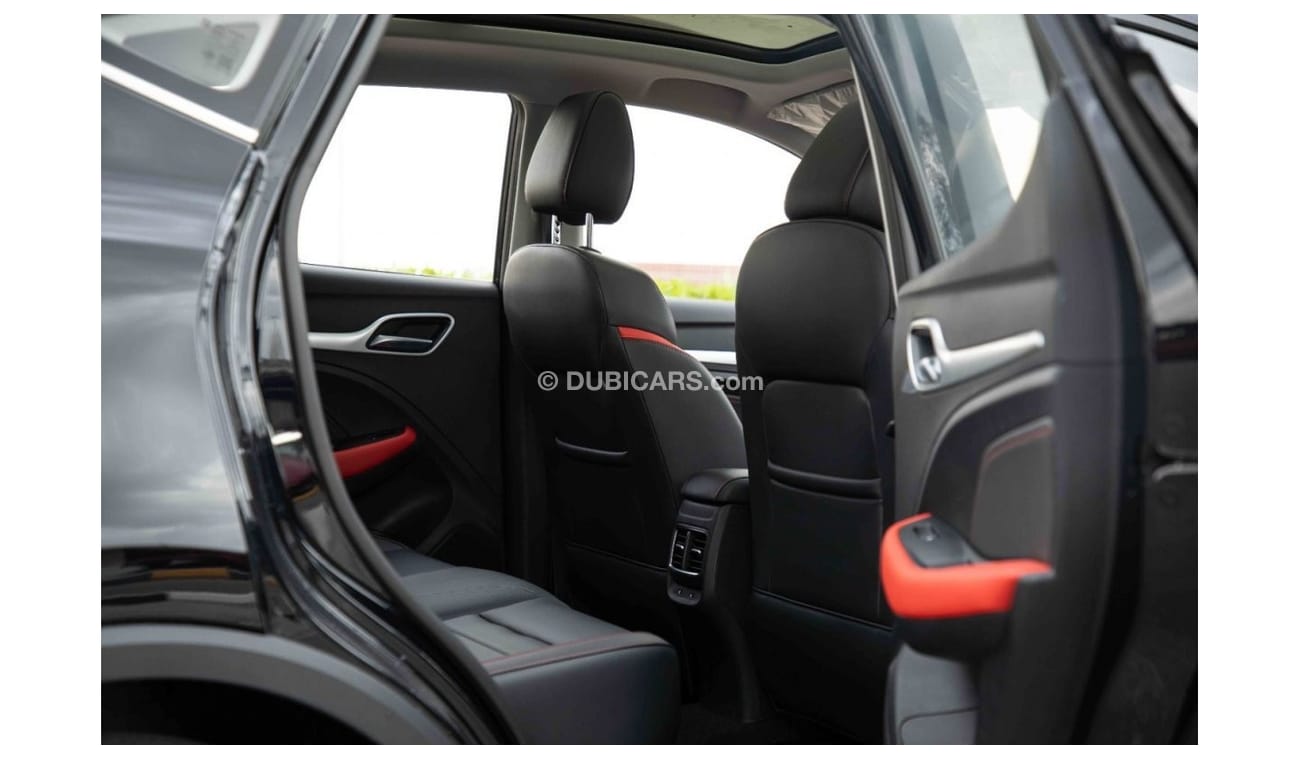 MG ZS 2023 MG ZS 1.3 TROPHY P AT - Black inside Red