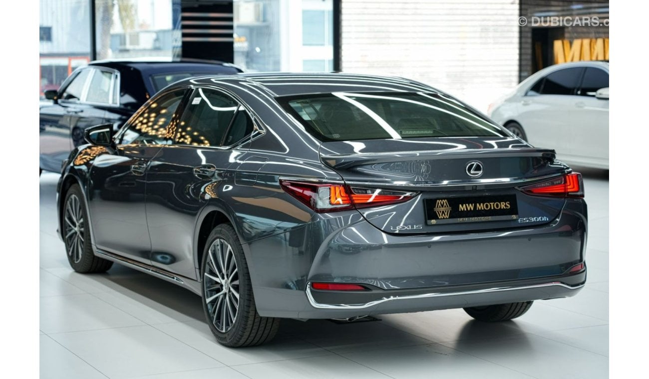 لكزس ES300h Lexus ES 300H | 2023 GCC 0km | Warranty | 360 View | Radar | Sunroof